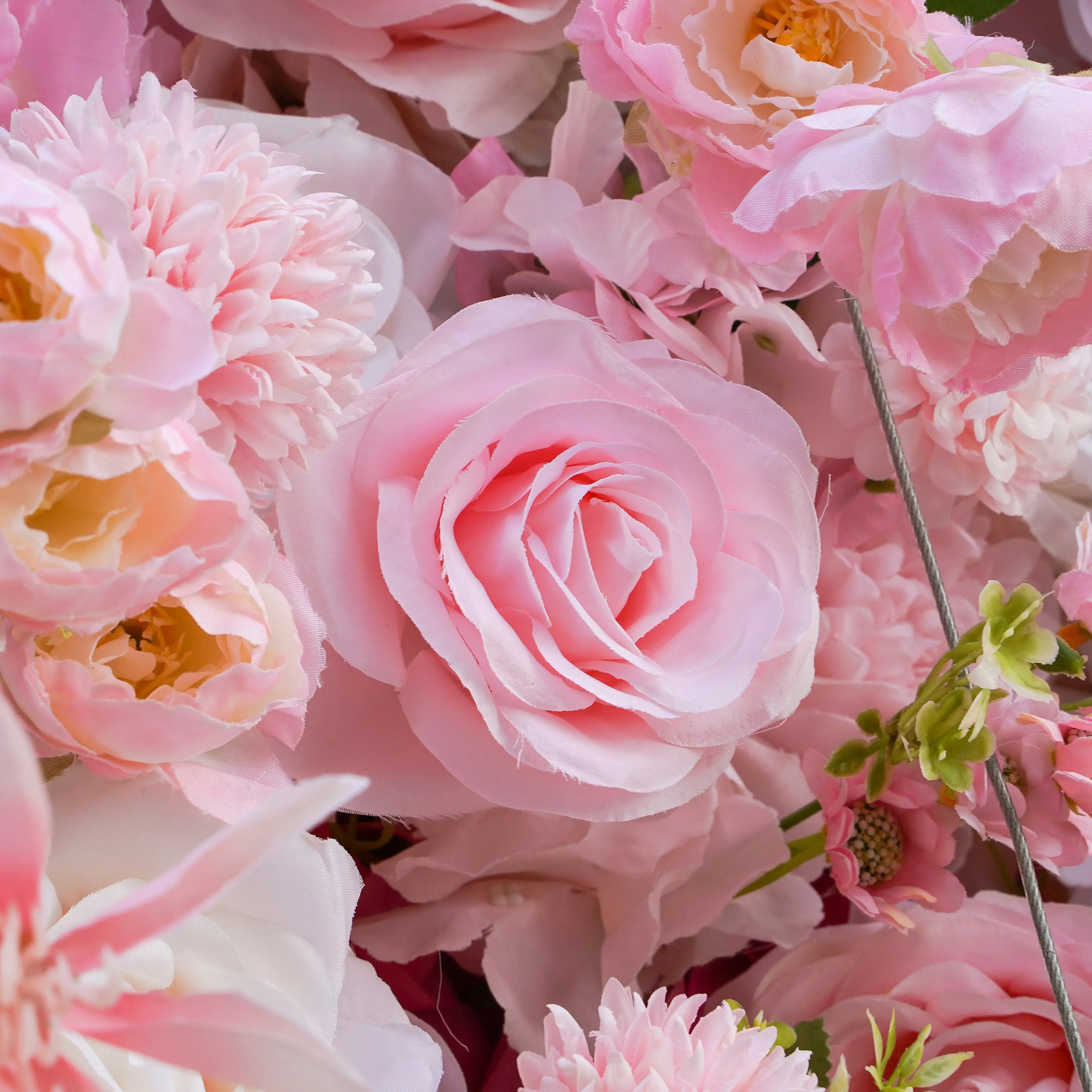 5D Roll-Up Artificial Silk Flower Wall丨A026